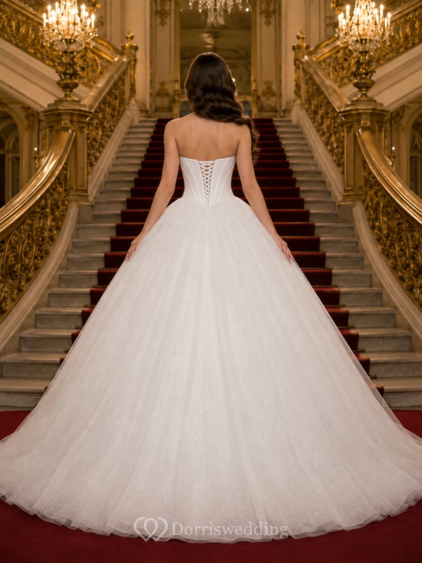 Vestido de novia de gala de tul sin tirantes con escote corazón y falda de baile view 2