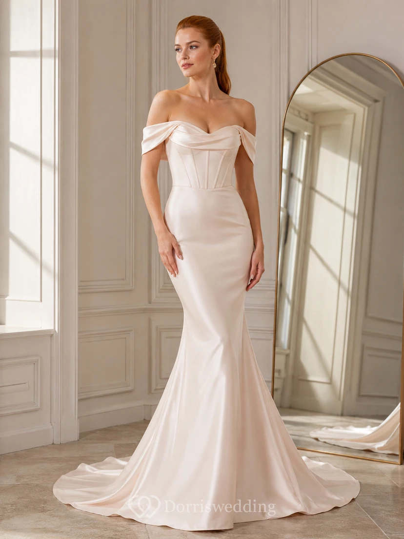 Robe de mariée sirène en satin drapé à épaules dénudées et manches courtes, style chapelle