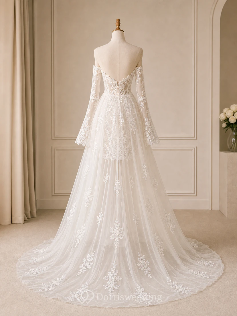 Robe de mariée mini en dentelle à épaules dénudées avec surjupe en tulle amovible et manches longues view 11