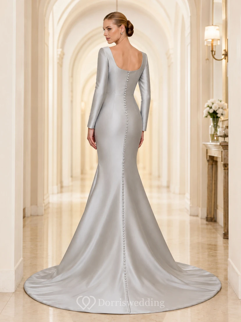 Robe de mariée sirène en satin gris argenté à col carré et manches longues, coupe modeste view 2