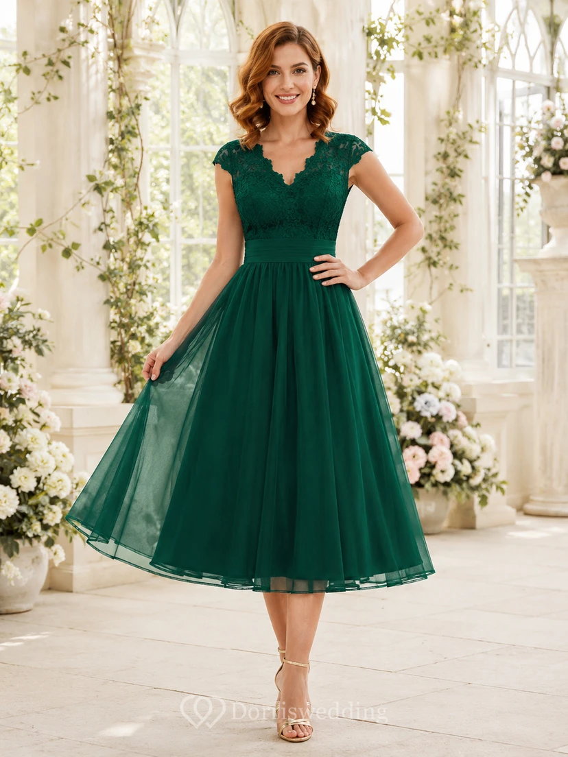 Dark Green Refined Chiffon Sheath V-neck Knee Length Cocktail Dress
