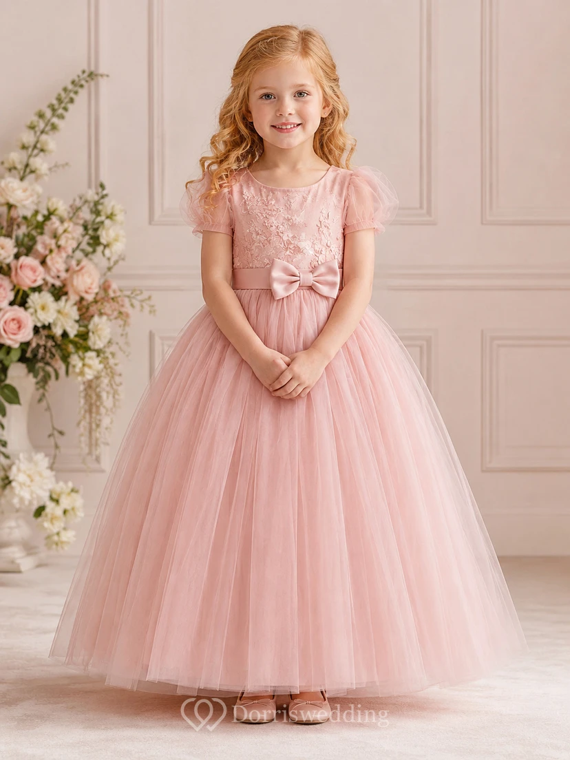 Vestido de niña de las flores, color rosa empolvado, encaje y tul, corte en A, cuello joya, largo hasta la rodilla.