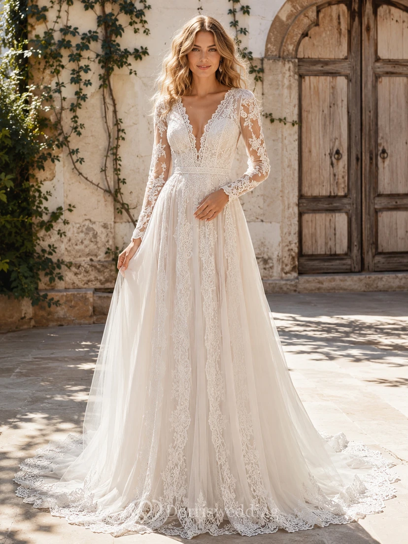 Robe de mariée bohème en dentelle, manches longues, col en V, coupe trapèze, style jardin
