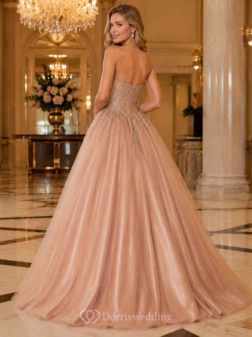 Robe de bal bustier en satin champagne ornée de perles, robe de luxe pour une fête de seize ans view 2