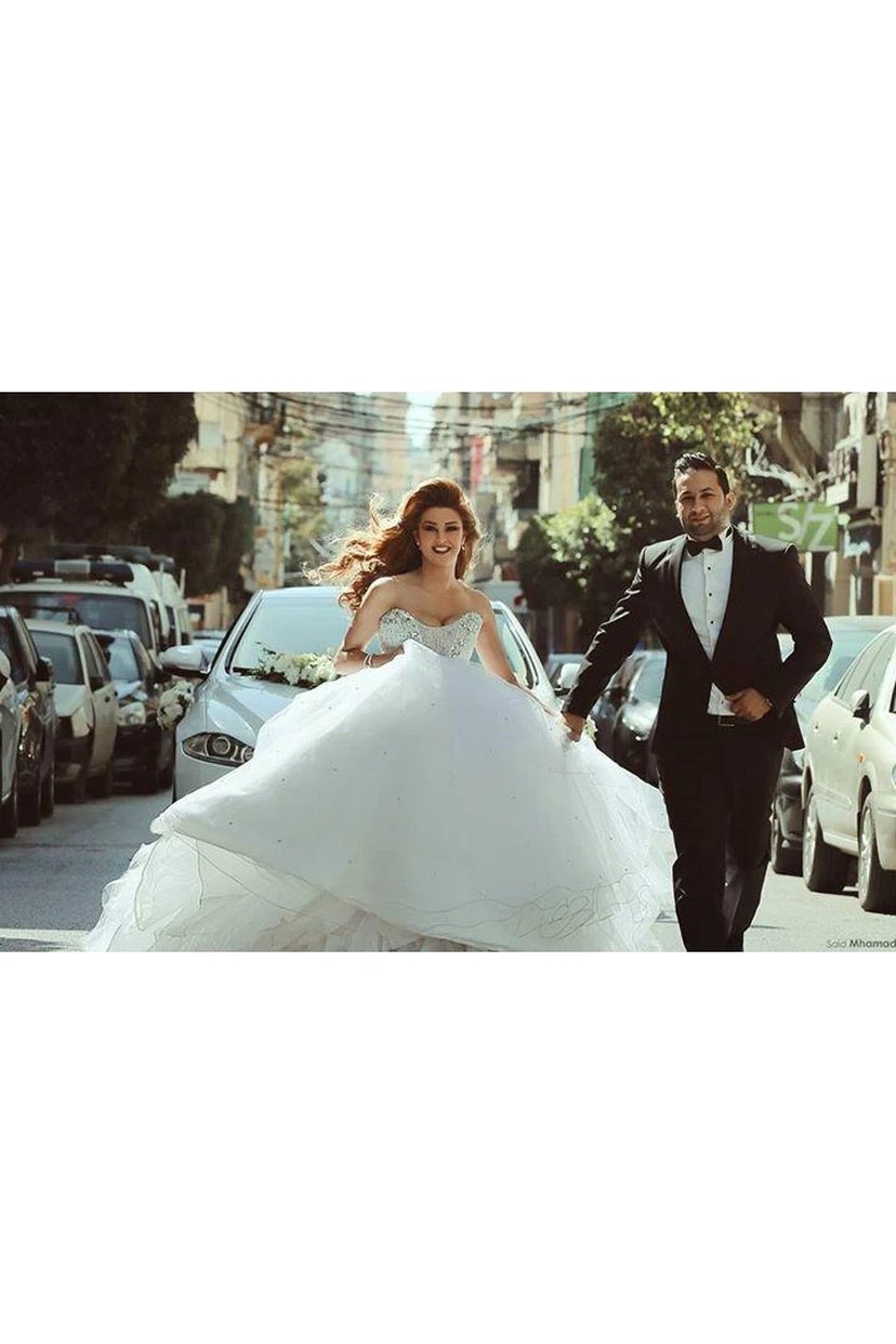 Elegant Sweetheart Sleeveless Tulle Wedding Dress Lace-up With Beadings Crystals view 2