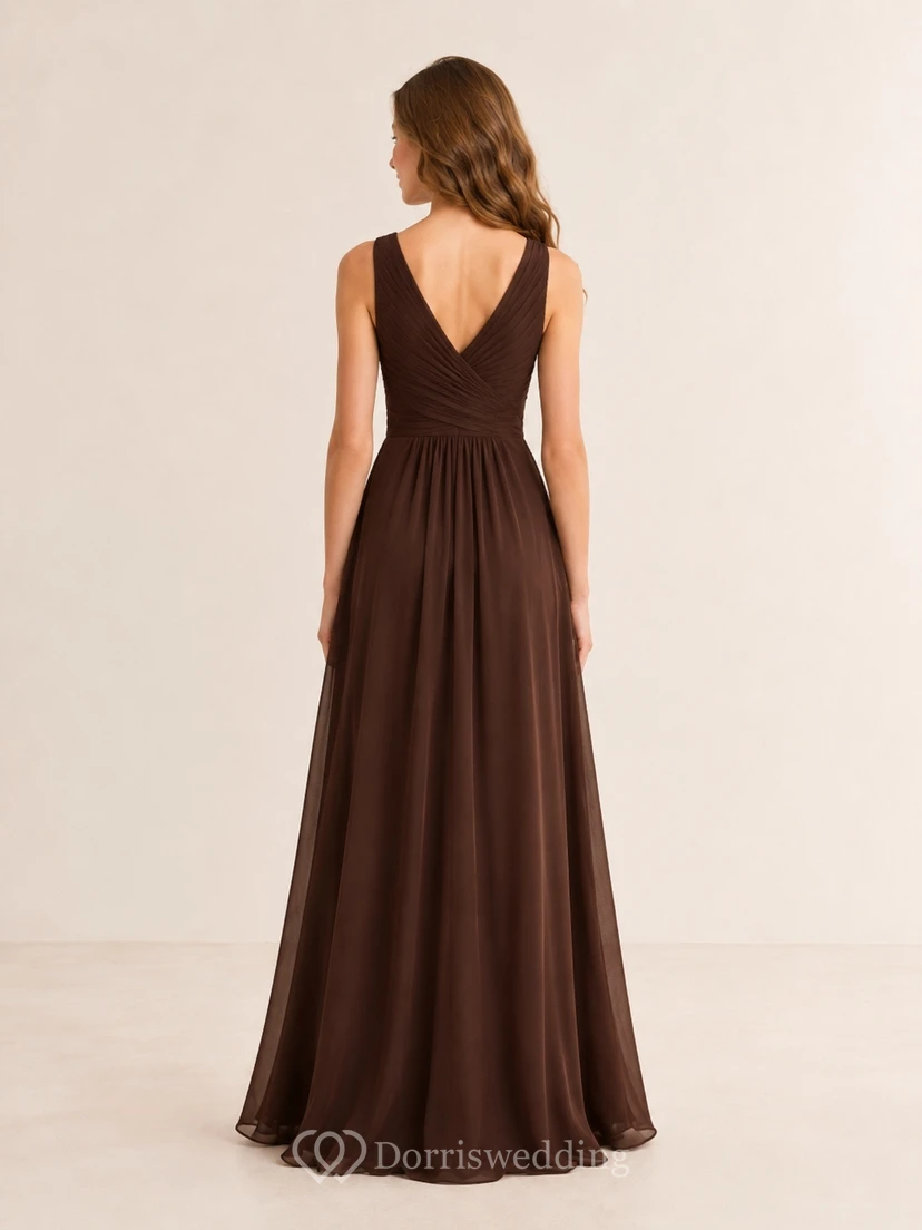 Vestido de dama de honor juvenil marrón, corte en A, escote en V, sin mangas, fruncido, elegante. view 2