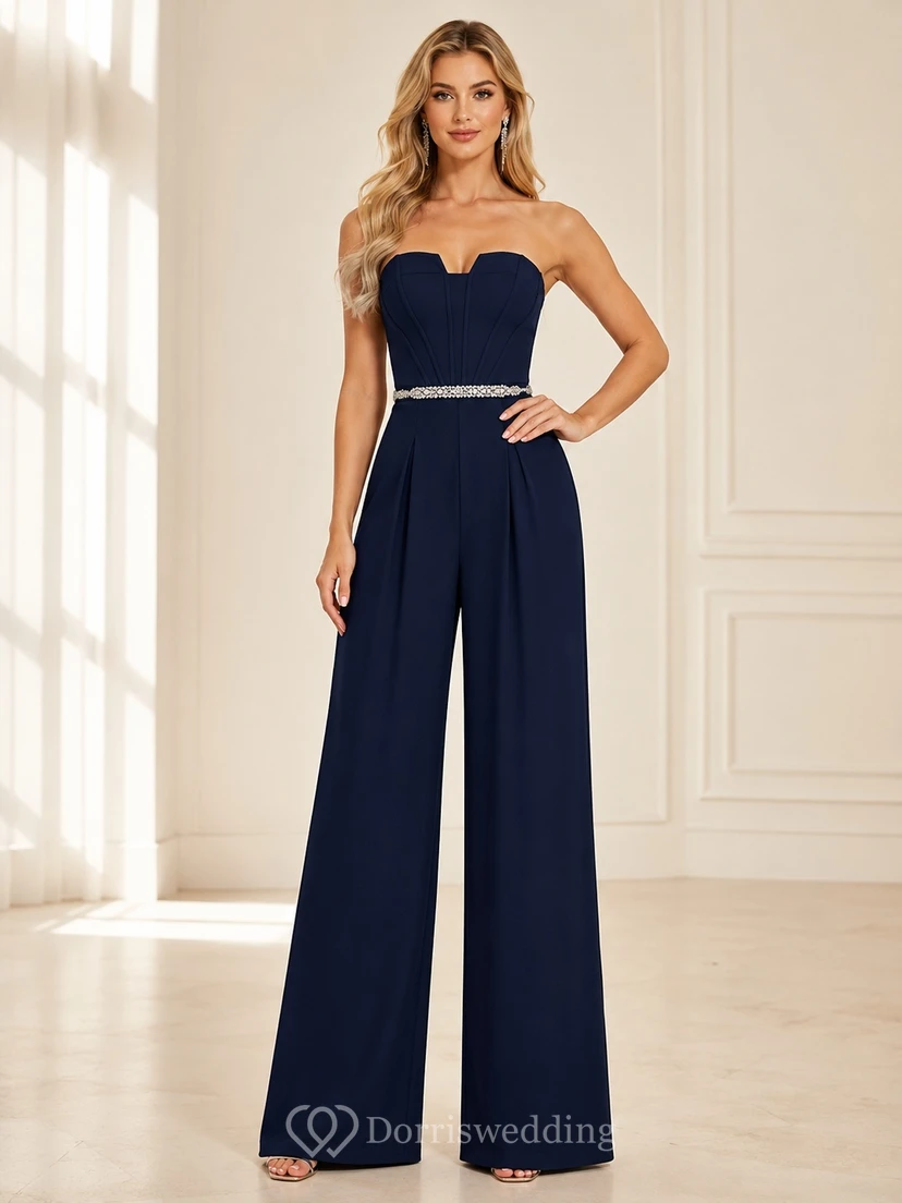 Marineblauer, taillierter Jumpsuit für festliche Anlässe mit trägerlosem Korsett-Oberteil, weitem Bein, Kristallgürtel und bodenlanger Passform view 2
