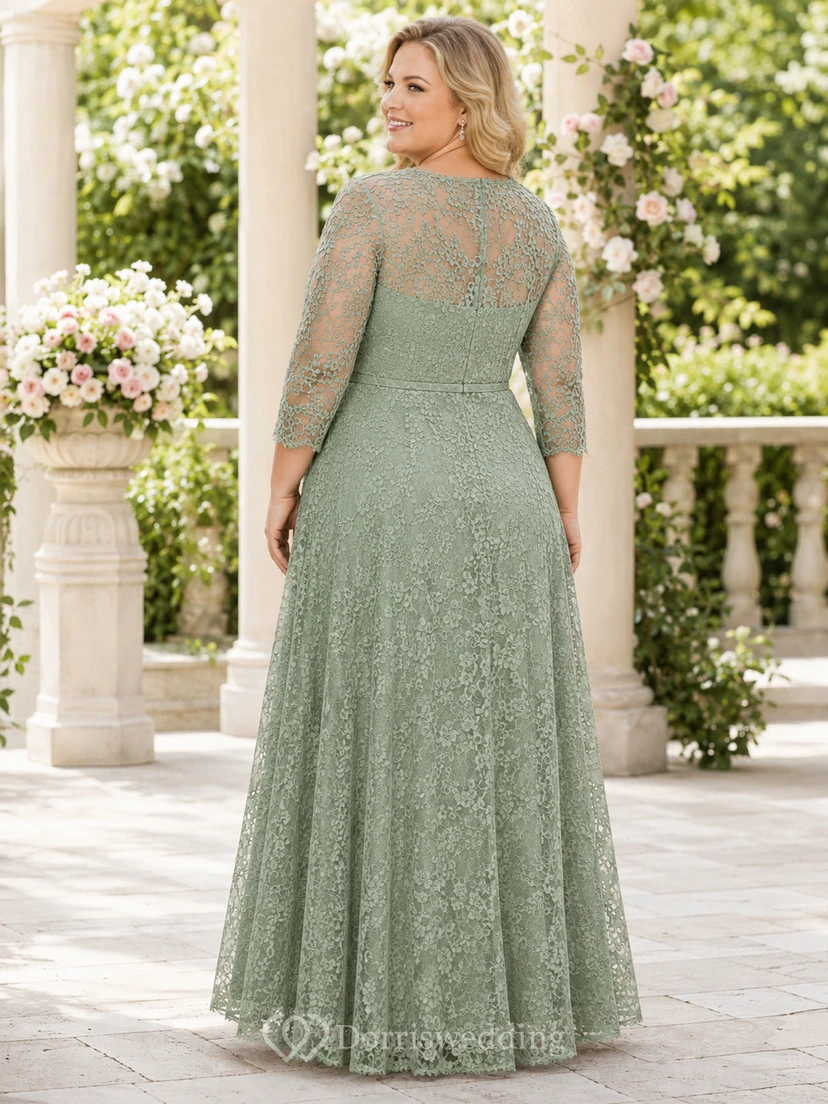 Elegantes Abendkleid in Übergröße aus salbeigrüner Spitze mit Illusion-Ausschnitt, Dreiviertelärmeln und A-Linien-Schnitt, bodenlang view 2