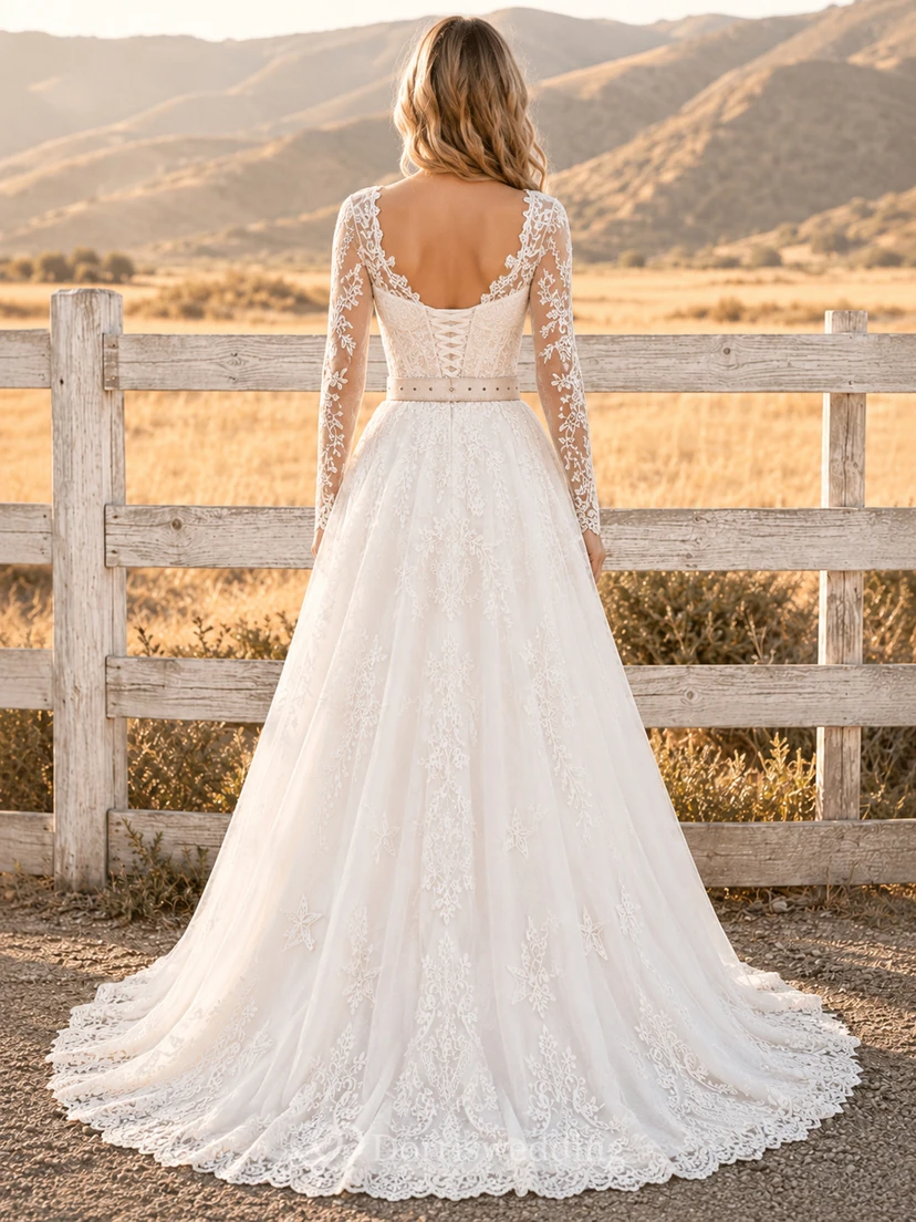 Robe de mariée style western, col en V, manches longues en dentelle, corset, coupe trapèze, traîne courte view 2