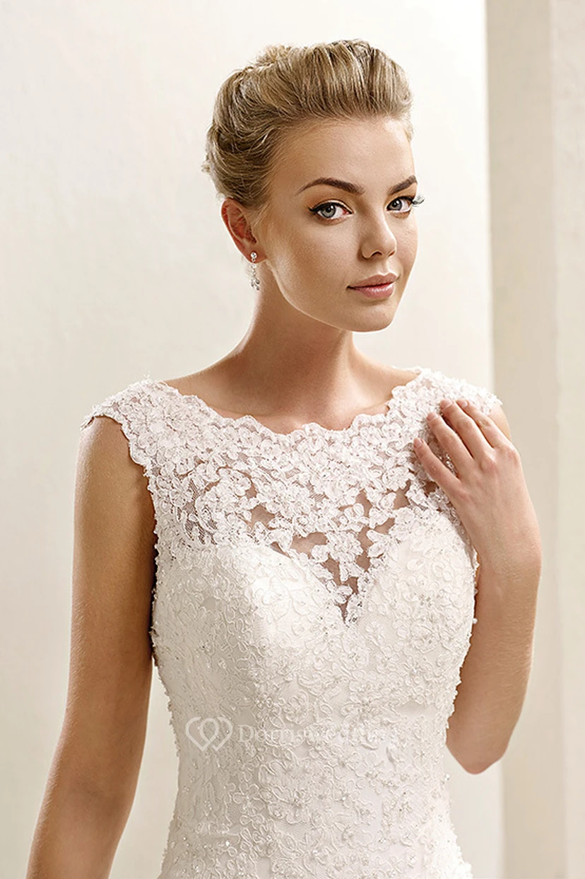 Lace Ball Gown Wedding Dress Illusion Neckline Sleeveless Princess Bridal Gown with Tulle Skirt view 4