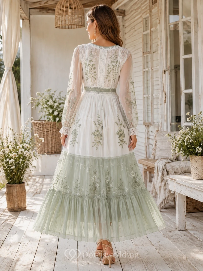 Vestido de noche largo hasta el suelo, sin mangas, de gasa con escote cuadrado y estampado floral en color verde salvia. view 2