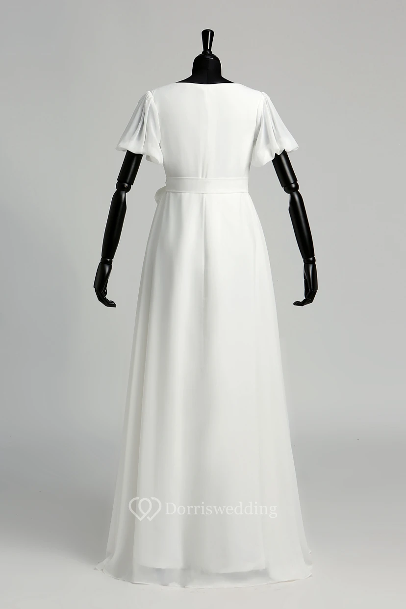 Robe de mariée trapèze à manches courtes bouffantes view 2