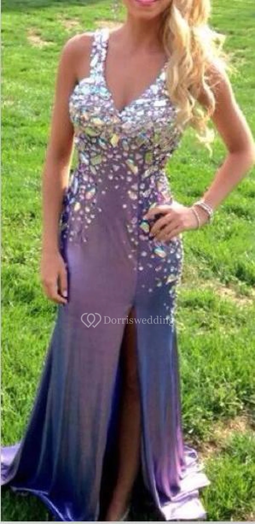 Sexy Crystal Beadings V-Neck Prom Gowns Front Spilt Evening Dresses