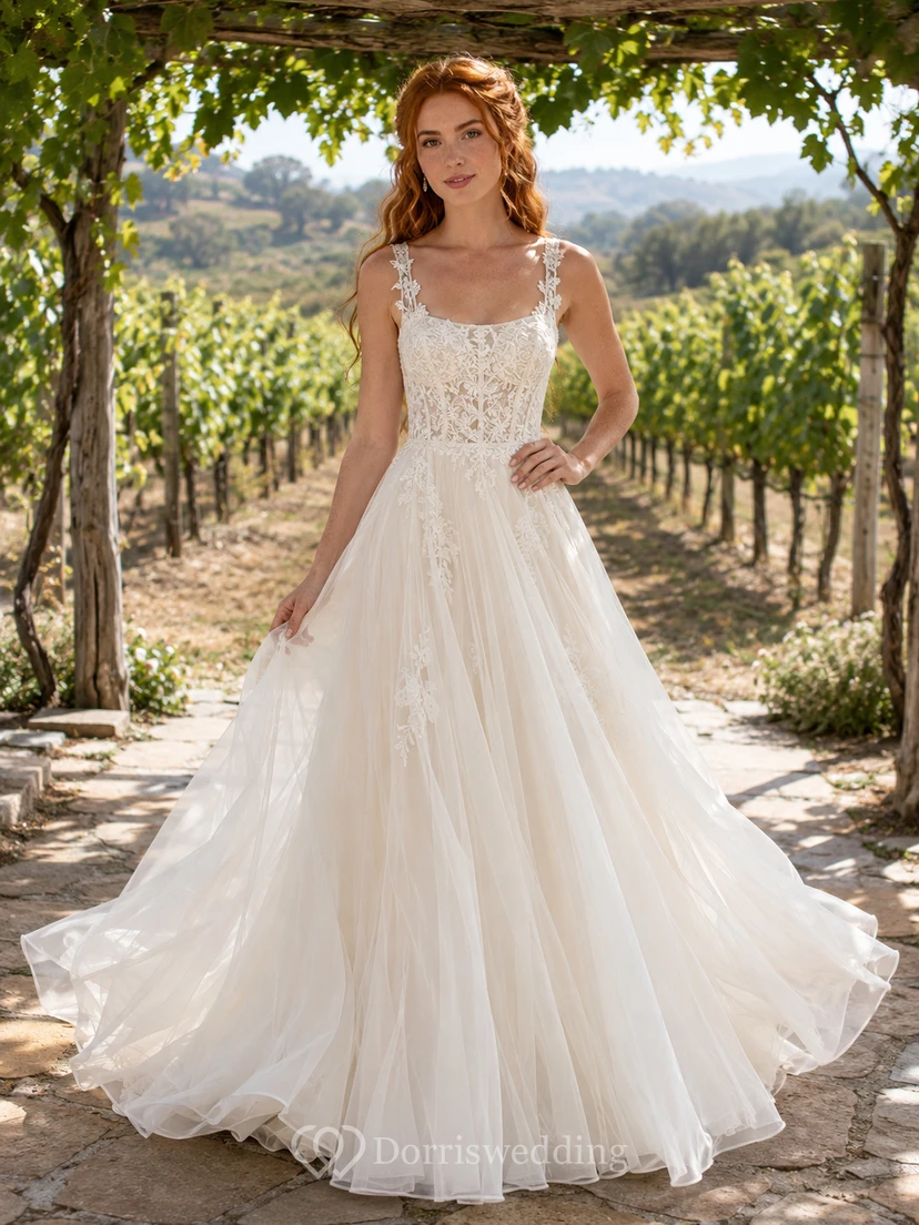 Robe de mariée à bretelles spaghetti, corsage en dentelle et tulle, style champêtre