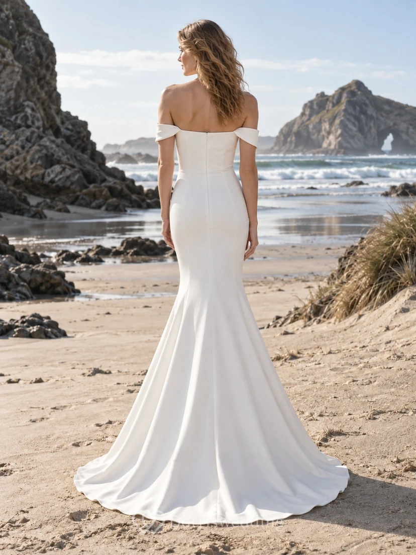 Einfaches schulterfreies Meerjungfrauen-Hochzeitskleid mit Schleppe und natürlicher Taille view 2