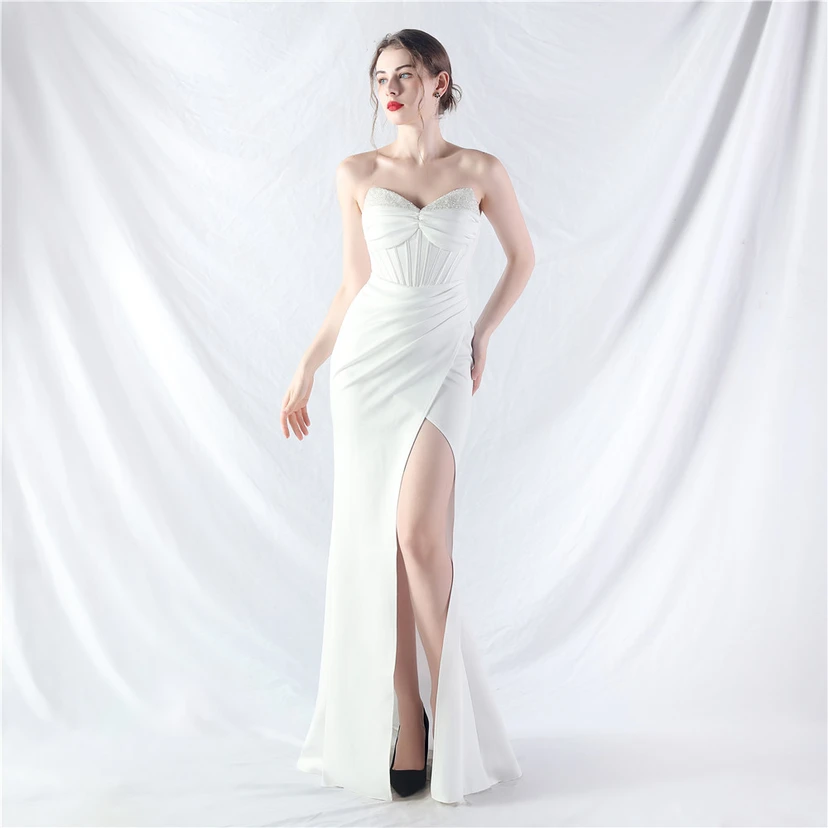 Vestido de noche de alta gama con cintura de espiga, elaborado con cuentas y forma elaborada. view 57