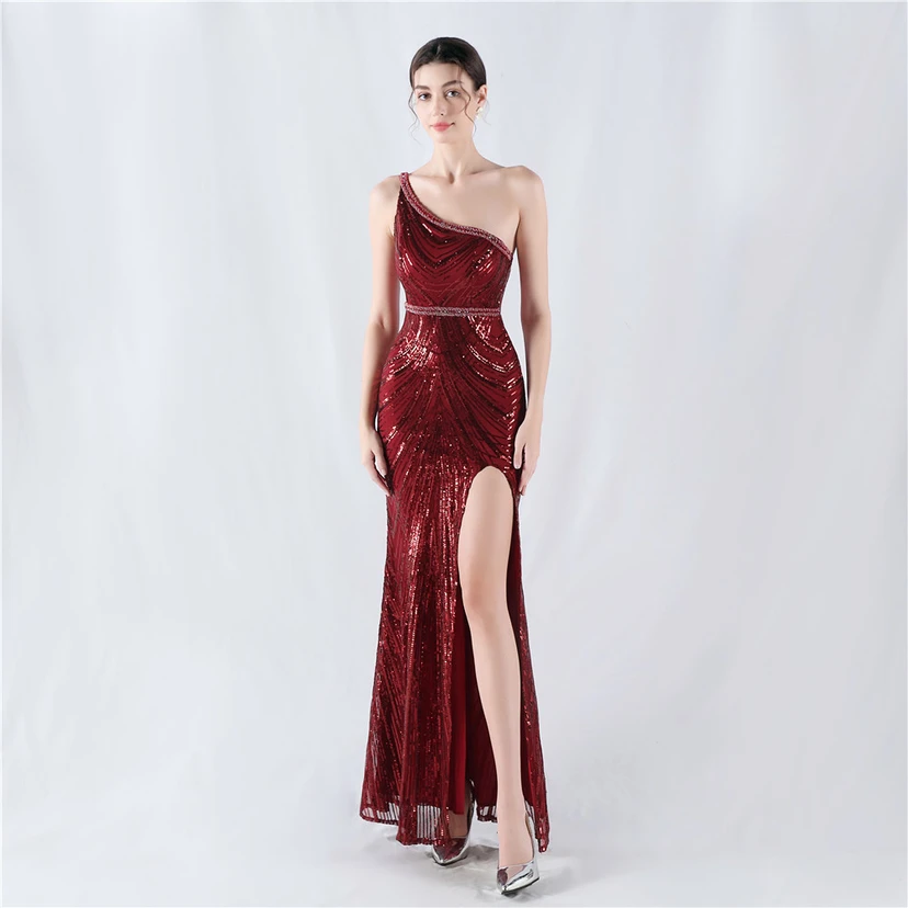 Vestido de noche asimétrico con escote alto y escote alto, adornado con cuentas florales y flores. view 11