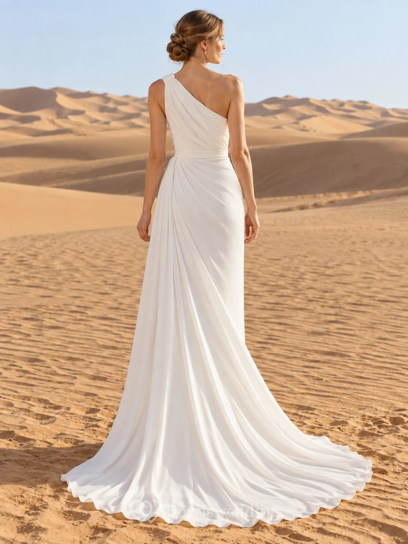 Vestido de novia sencillo de gasa fruncida de un solo hombro con cola. view 2