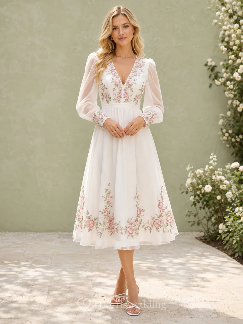 Weißes Chiffonkleid im Bohemian-Teegarten-Stil mit V-Ausschnitt, floraler Stickerei und langen Ärmeln