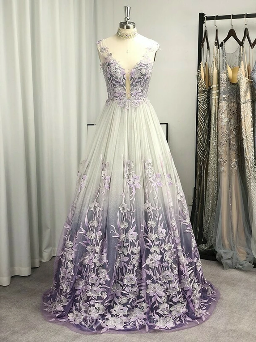 Robe de bal violette sans manches à col V et coupe empire florale, ornée d'appliqués. Col V et coupe trapèze. view 8