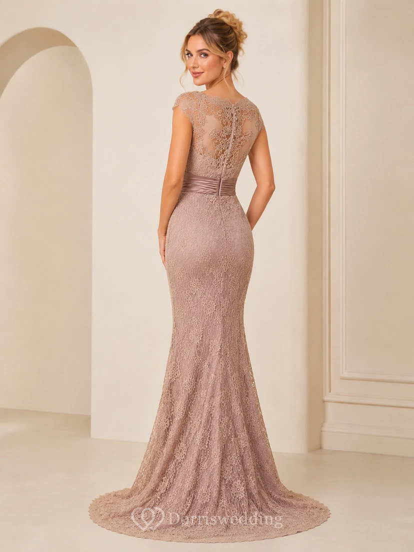 Trompeten-Maxikleid, ärmellos, plissiert, mit Perlenstickerei, Spitze und Satin view 2