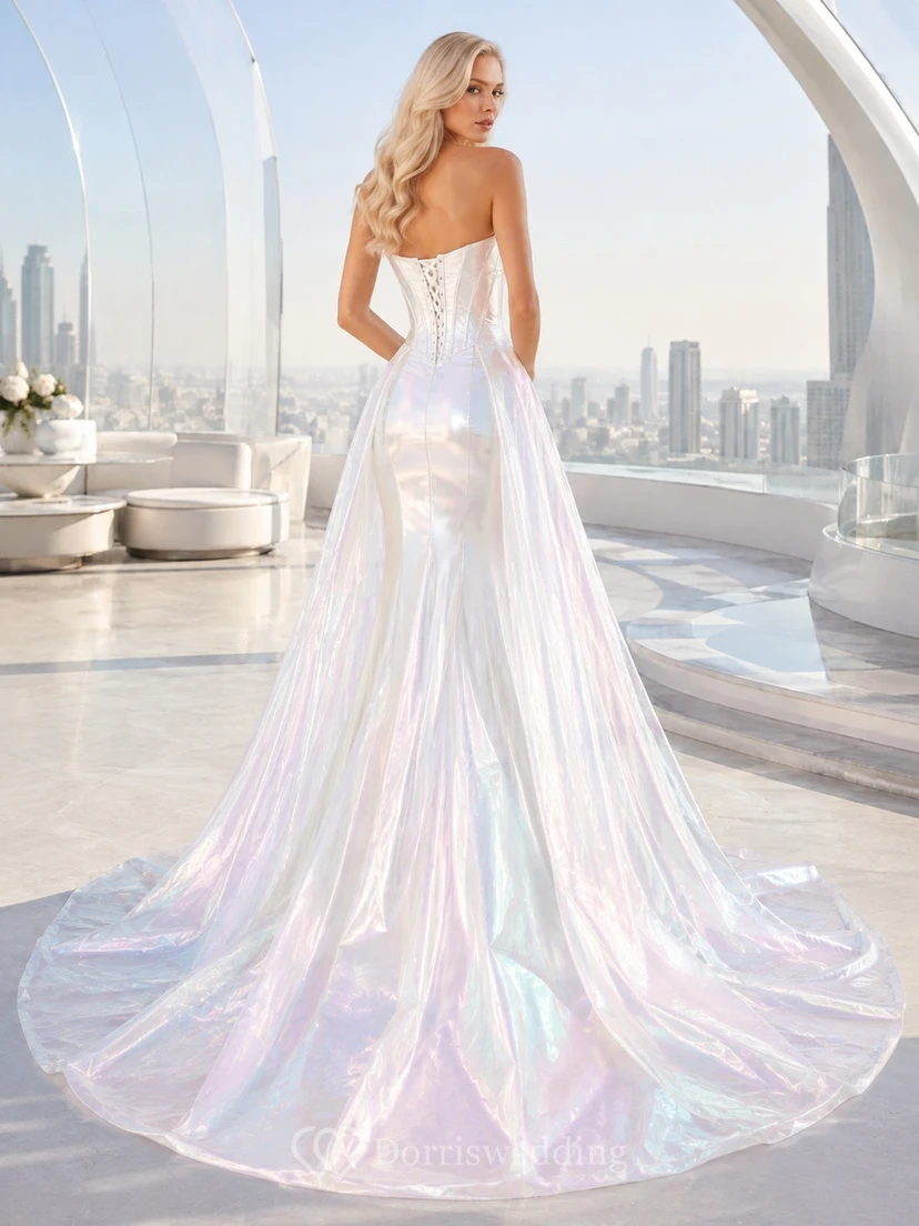 Vestido de novia moderno de sirena con escote corazón y lentejuelas plateadas hasta el suelo view 2