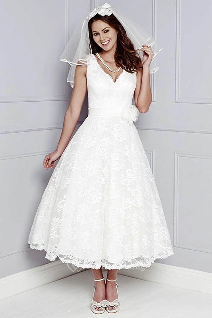 A-Line Sleeveless V-Neck Appliqued Tea-Length Lace Short Wedding Dress With Flower