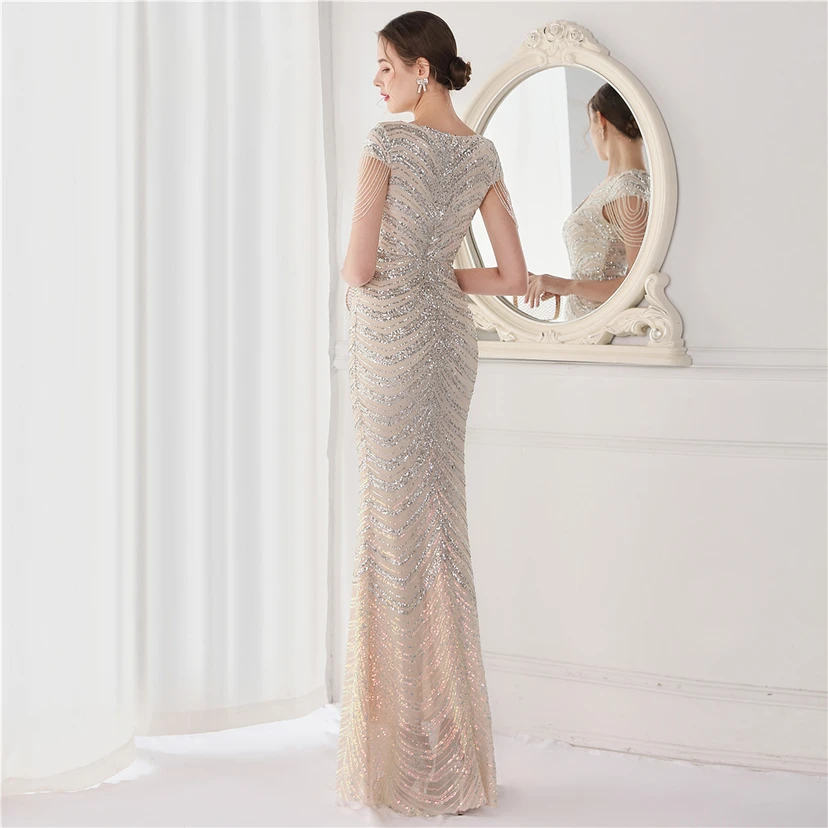 Paillettenbesetztes, handwerklich perfekt gefertigtes, perlenbesetztes Party-Abendkleid – sexy langes Kleid für die Braut view 2