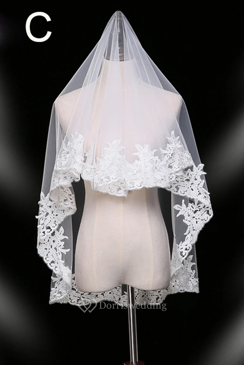 Short Lace Applique Simple Bride Veil view 3