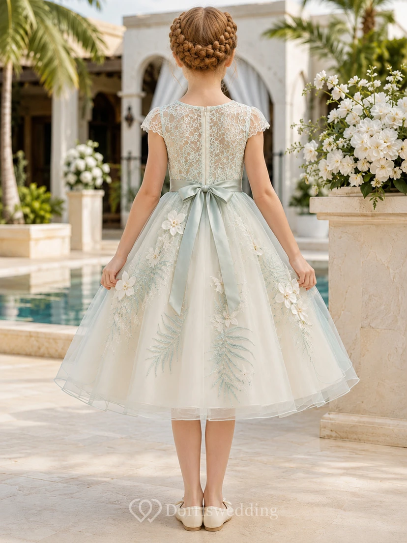 Elegantes, romantisches Blumenmädchenkleid mit Rundhalsausschnitt, kurzen Ärmeln, aus hellgrünem Tüll, teelang, mit botanischen Blumen view 2