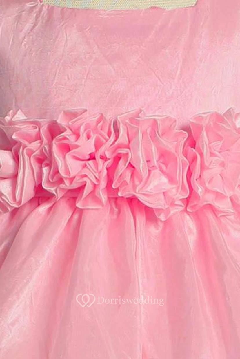 Robe de demoiselle d'honneur mi-longue à volants en taffetas view 2