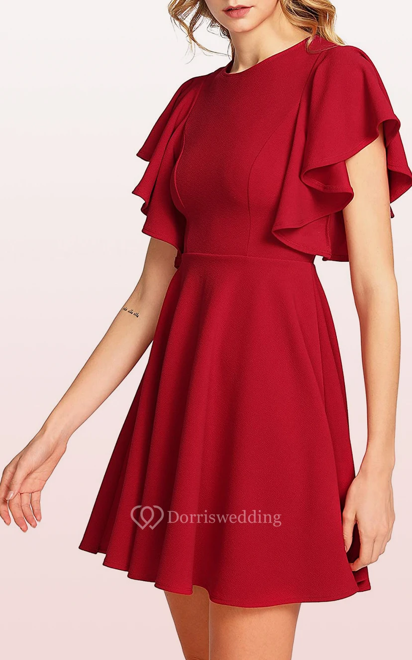 Knielanges, schlichtes und elegantes Jerseykleid in A-Linie mit kurzen Ärmeln und Falten view 8