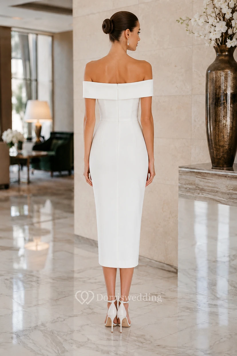 Schulterfreies, knielanges Brautkleid aus Satin mit vorderem Schlitz view 2