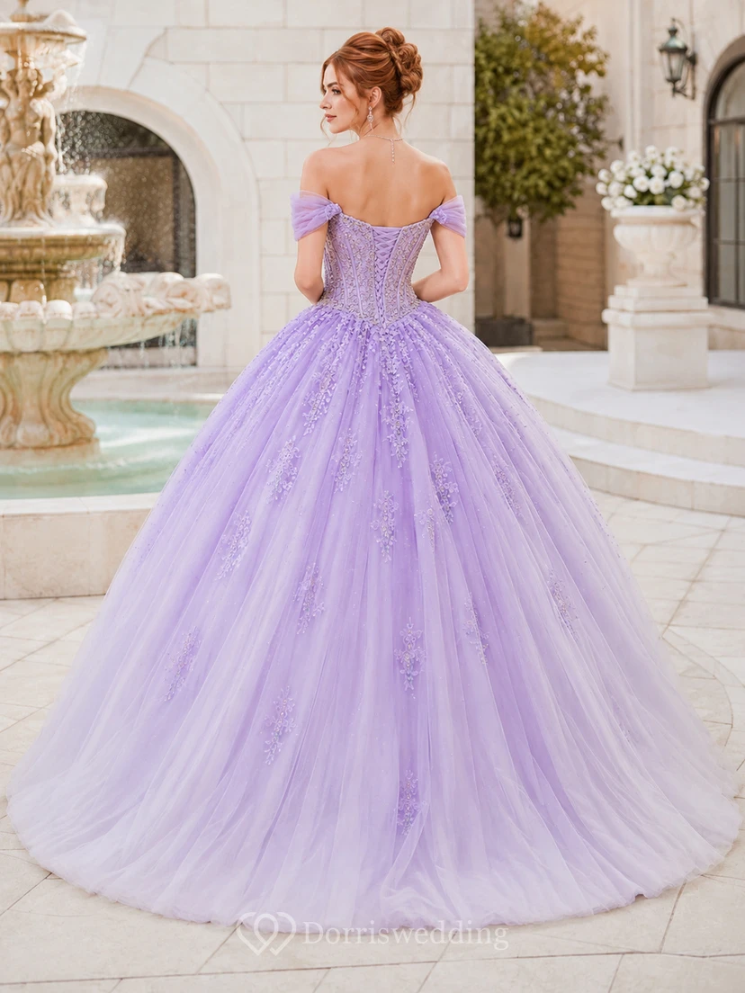 Robe de bal de princesse lilas de luxe, épaules dénudées, corset perlé, tulle pailleté, robe de bal de quinceañera en tulle pailleté, ornée de perles. view 2