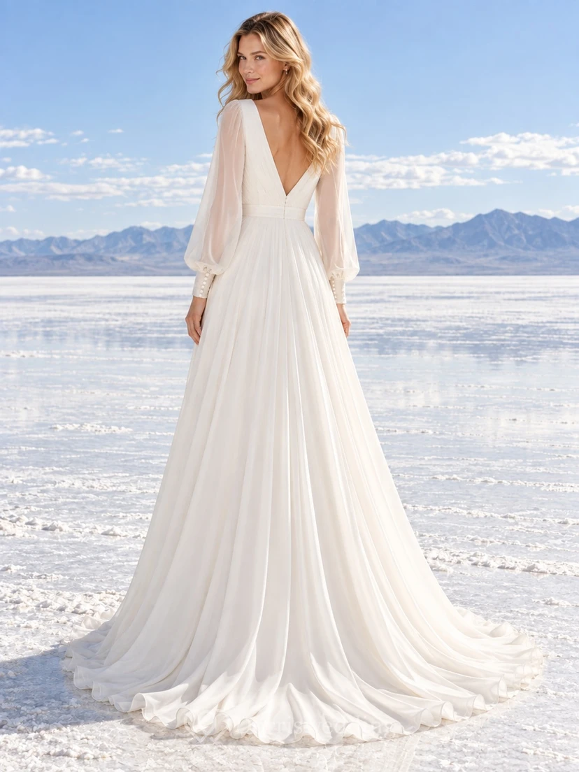 Vestido de novia sencillo de gasa lisa, corte en A, manga larga, escote en V y largo hasta el suelo view 2