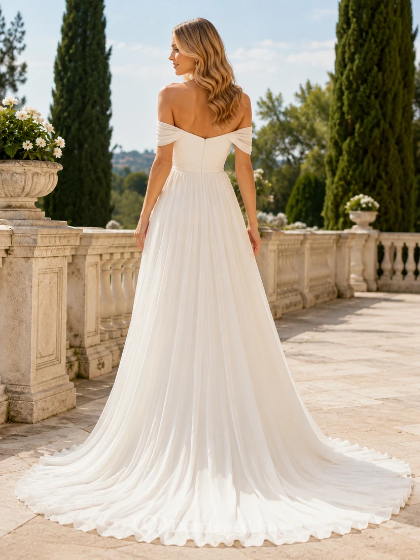 Robe de mariée romantique en mousseline de soie Chapel Breeze, coupe trapèze, longueur au sol, épaules dénudées, manches courtes. view 2