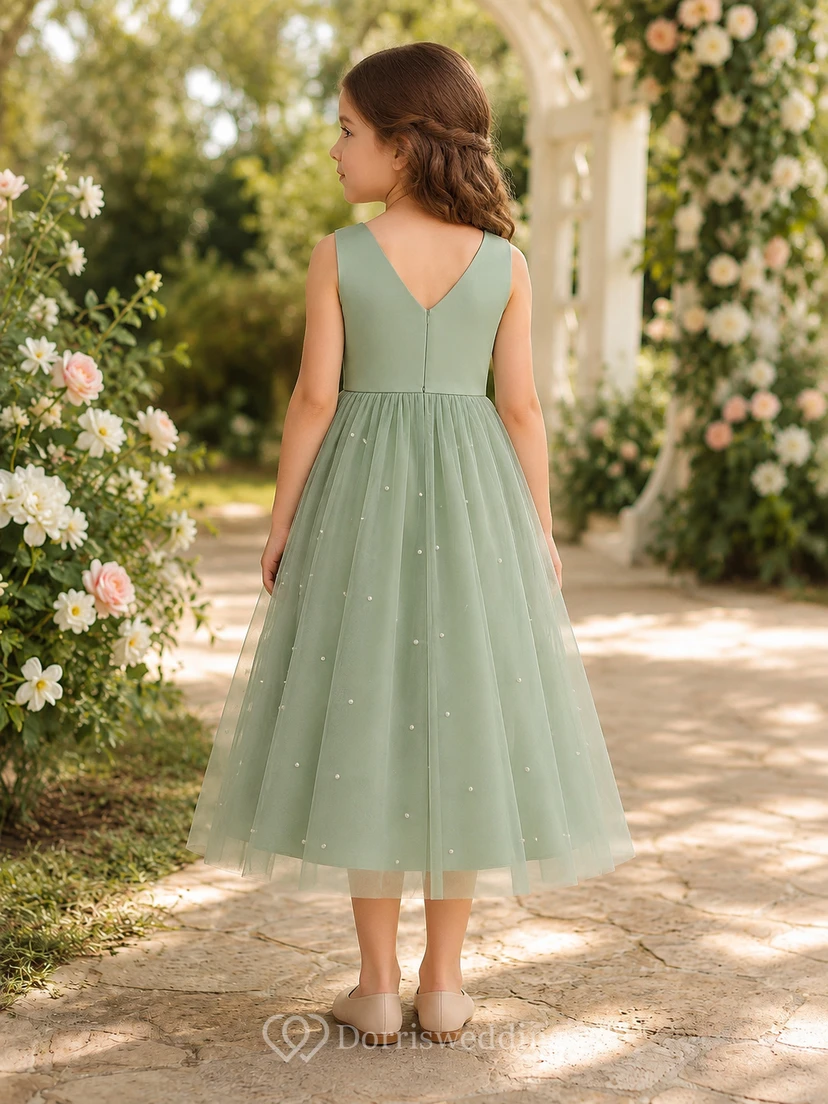 Scoop-neck Sleeveless Tulle Satin A-line Flowergirl Dress view 2