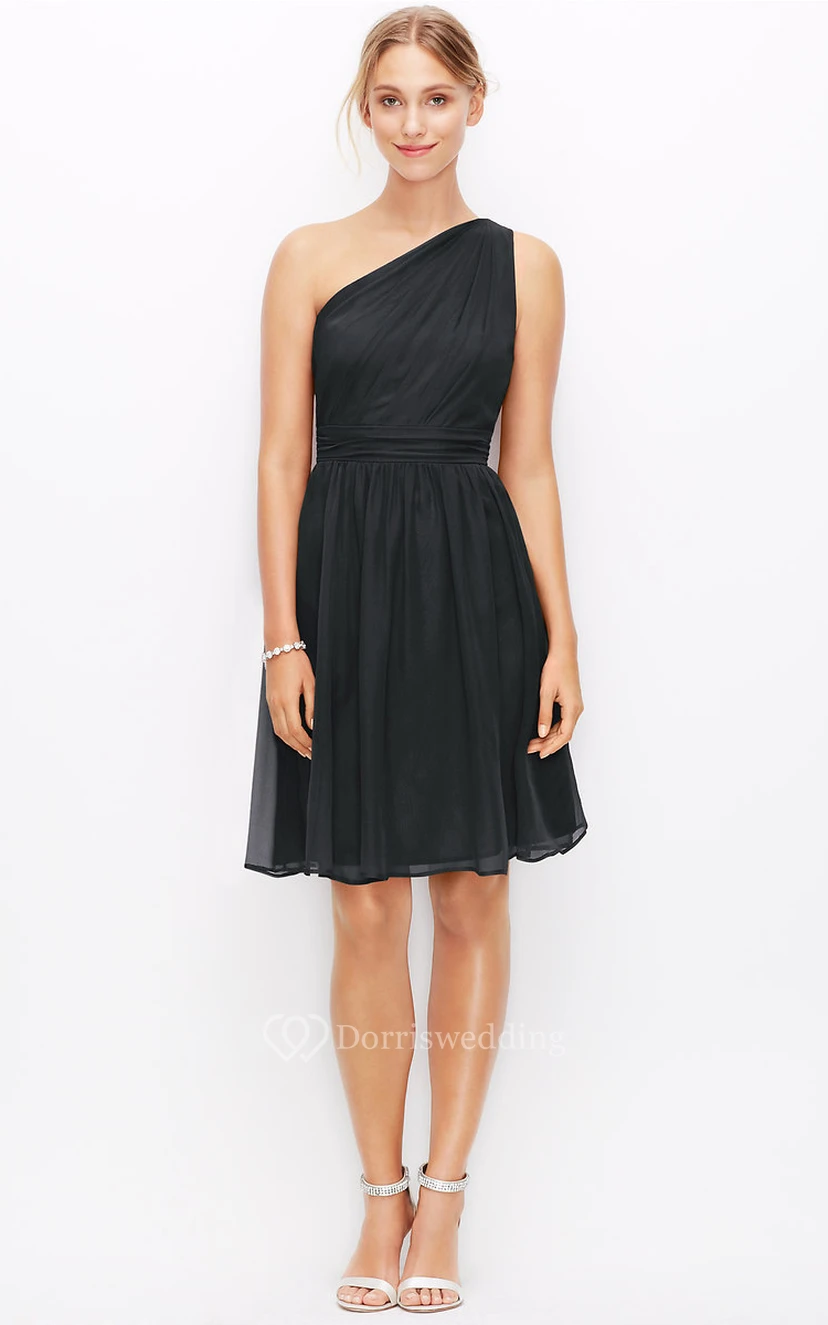 One-Shoulder Dress With Ruching And Pleats view 3