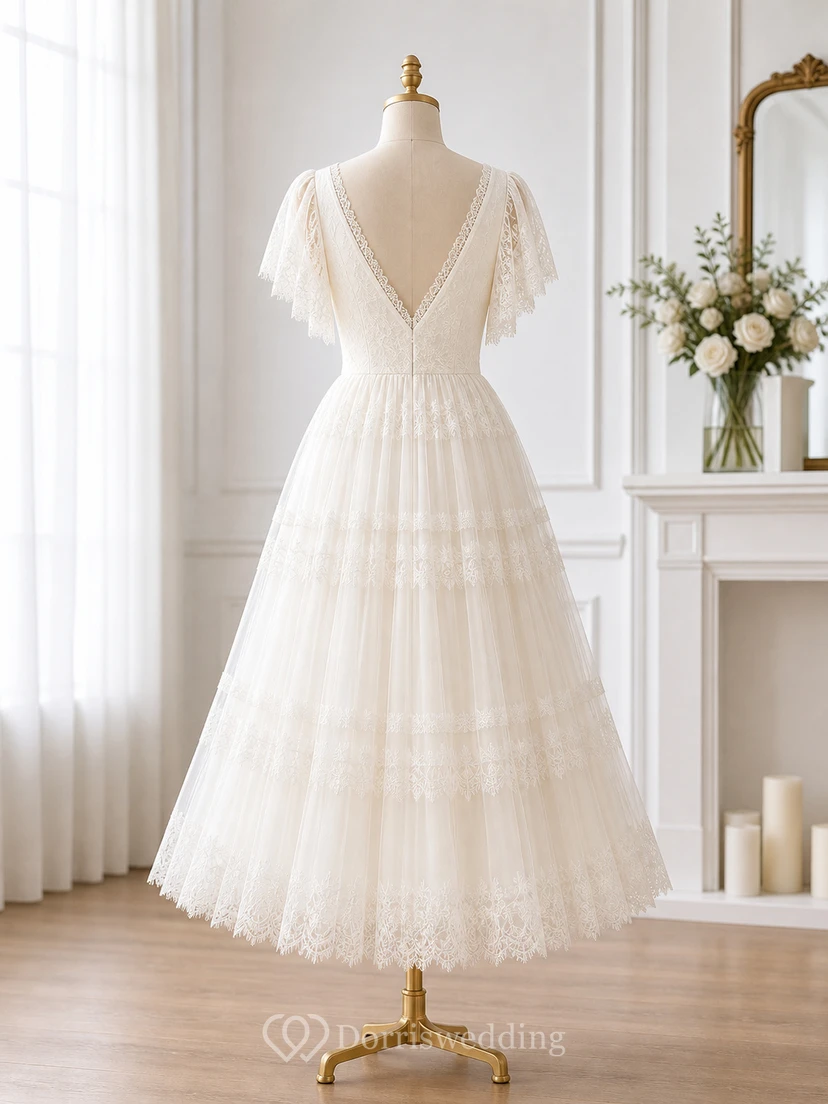 Teelanges Boho-Brautkleid mit flatternden Spitzenärmeln, V-Ausschnitt und gestuftem Tüllrock view 8