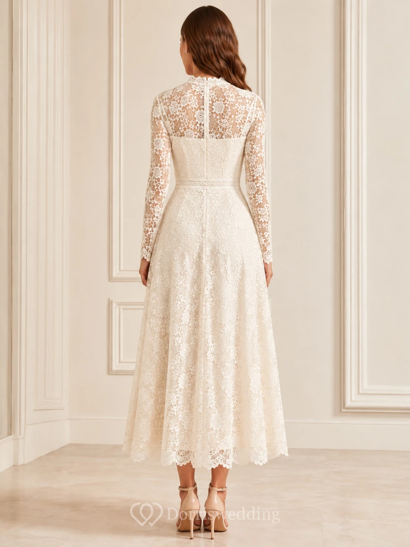Robe de mariée romantique à col montant, manches longues et dentelle florale illusion, ourlet cheville view 2