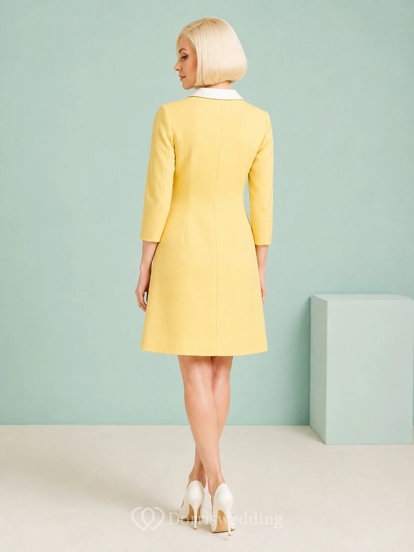 Robe courte trapèze jaune à col rond et manches trois-quarts view 2