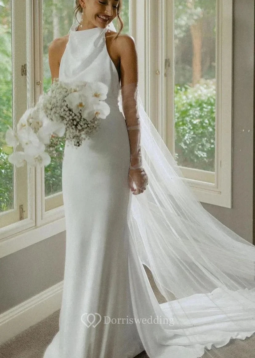 Robe de mariée blanche dos nu avec long voile