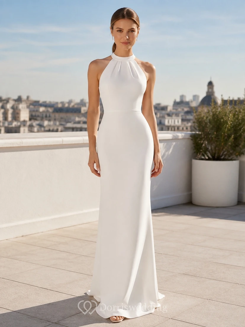 Vestido de novia de satén sin mangas con escote halter y corte recto