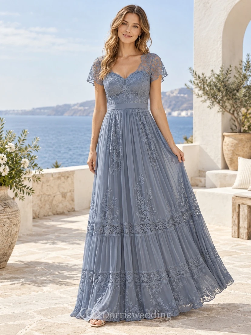 Vestido de dama de honor de gasa con escote en V, mangas con volantes y paneles de encaje, estilo bohemio, color azul.