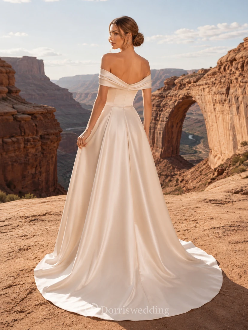 Robe de mariée classique en satin à épaules dénudées et coupe trapèze, inspirée d'un paysage de canyon, pour une fugue amoureuse view 2