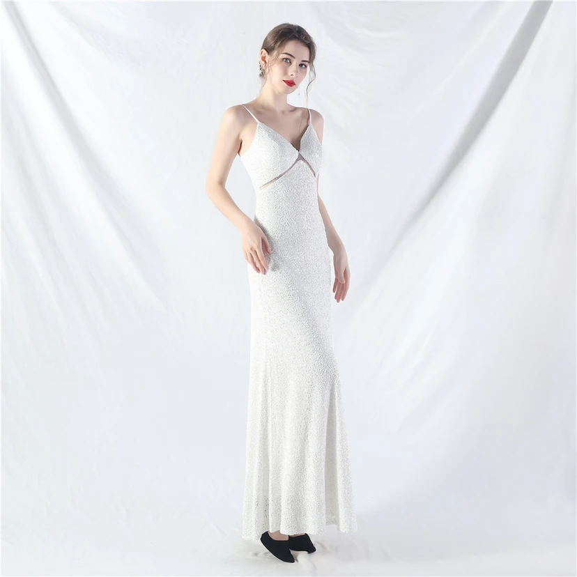 Robe longue trapèze évasée à paillettes, modèle phare du quotidien view 66