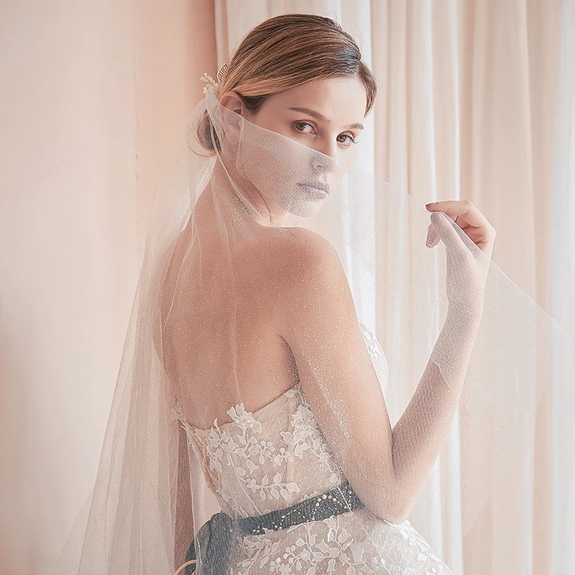 Gold Glittering Simple Style Tulle Mid Length Bridal Veil view 3