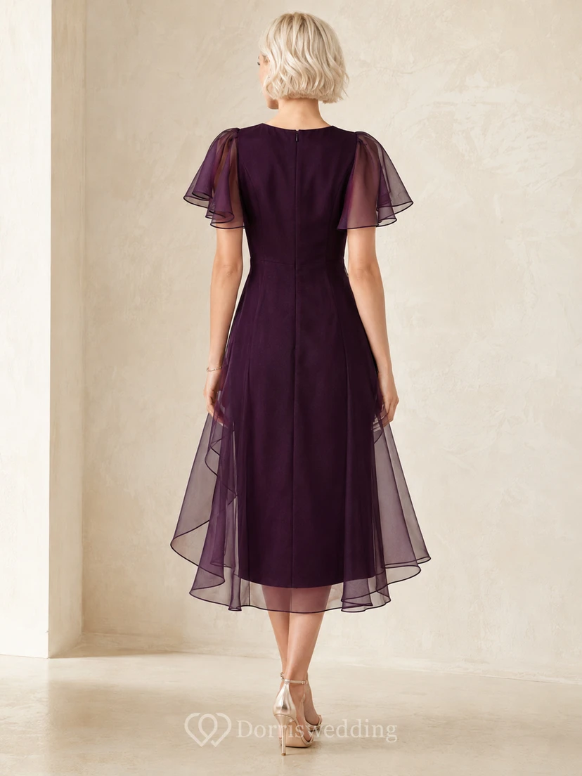Pflaumenfarbenes Midikleid mit Organza-Überzug und Schmuckkragen view 2