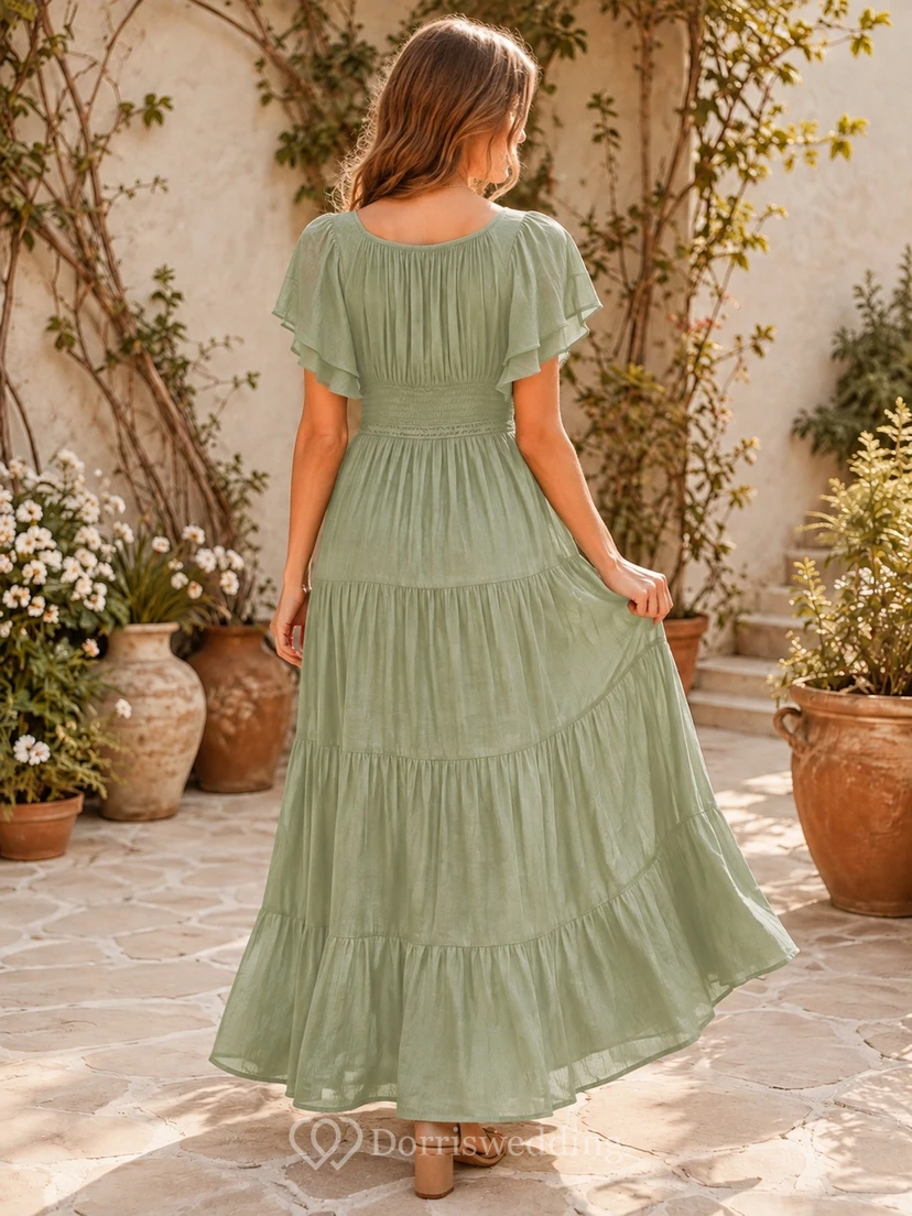 Salbeigrünes, kurzärmeliges, gestuftes Chiffonkleid in A-Linie mit V-Ausschnitt und bodenlanger Silhouette view 2