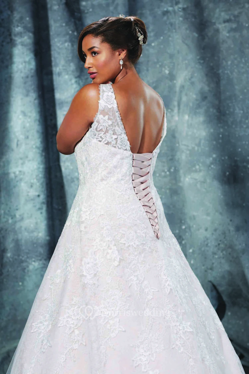 Ball Gown Floor-Length V-Neck Sleeveless Lace Sweep Train Lace-Up Back Appliques Dress view 2